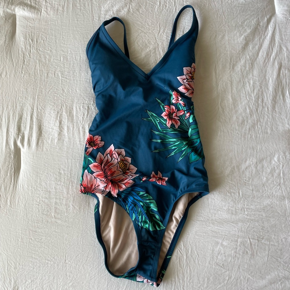 Kona Sol Size Small Blue and colorful floral one piece swimsuit NWOT